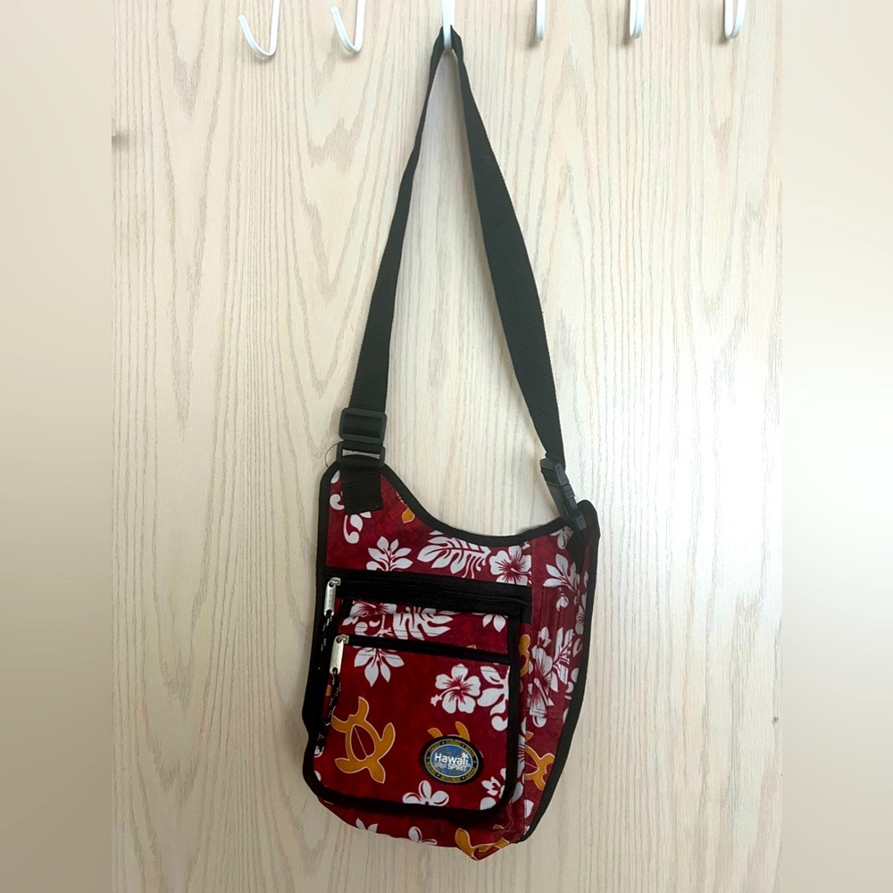 Hawaiaan cross bag almost new